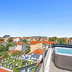 3 Bedroom Amazing In Apartamento *