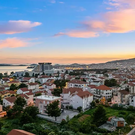 3 Bedroom Amazing In *