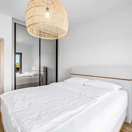 3 Bedroom Amazing In Apartament Vodice