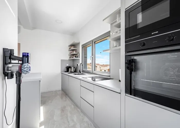 3 Bedroom Amazing In וודיצה