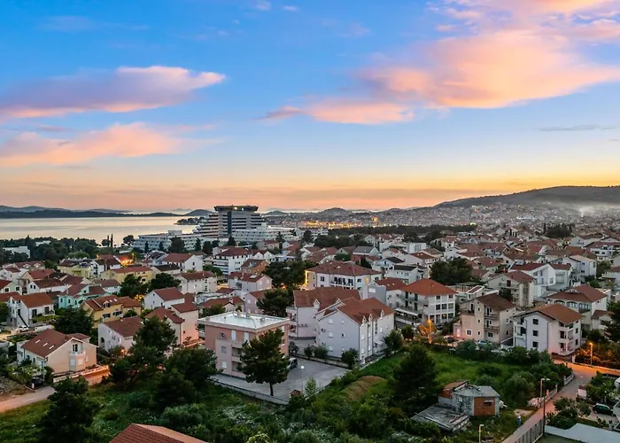 3 Bedroom Amazing In *