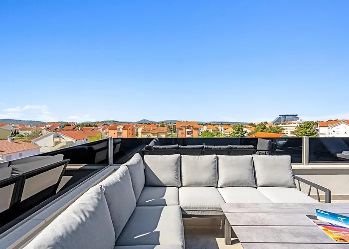 3 Bedroom Amazing In Apartament Vodice