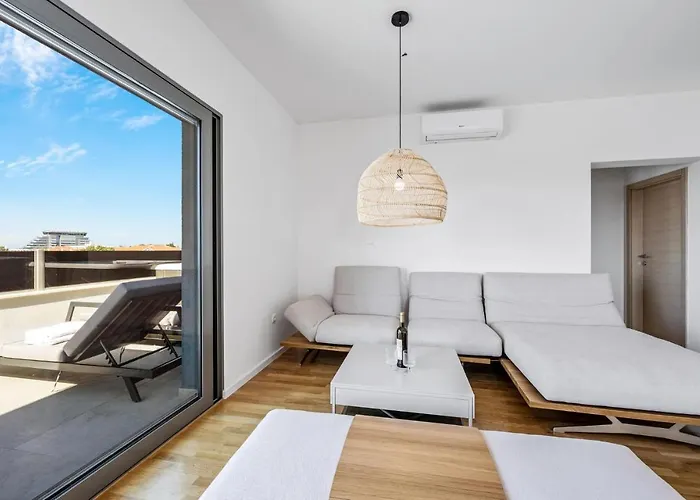 Apartament 3 Bedroom Amazing In Vodice